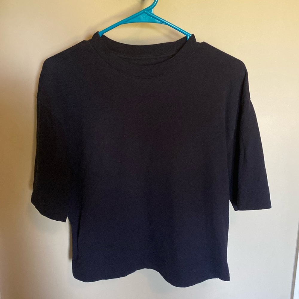 Abercrombie & Fitch Black Essential Short Sleeve Wedge Tee